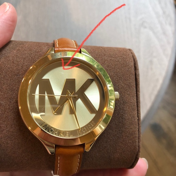 Michael Kors Slim Runway Watch - Picture 16 of 16